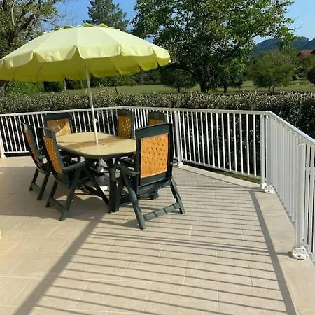 6 Pers, Piscine Chauffee Pres De Sarlat Holiday home *